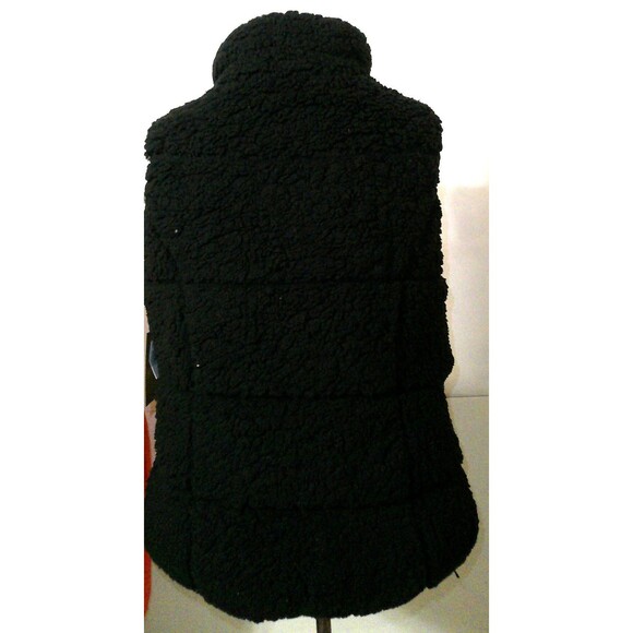 NWT M Womens Weatherproof Faux Sherpa Fleece Fur Vest Black SOFT Snap Zipper Clo - Picture 6 of 7